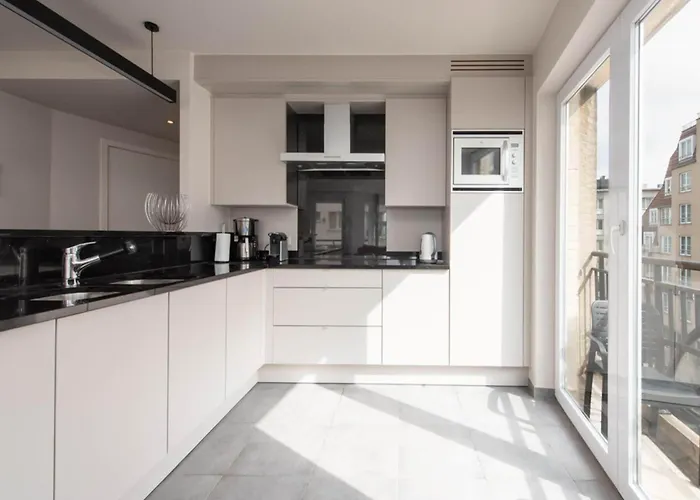 In Near Sandy Beaches דירה *