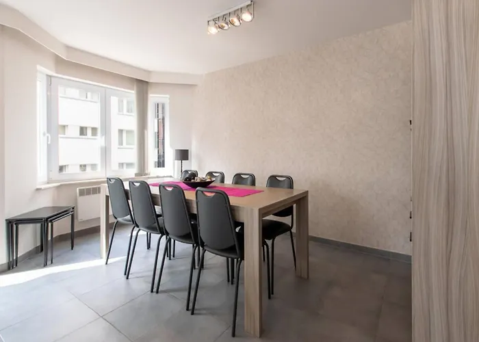 דירה In Near Sandy Beaches