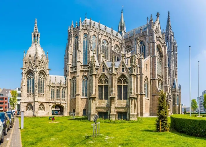 In Near Sandy Beaches Apartman *